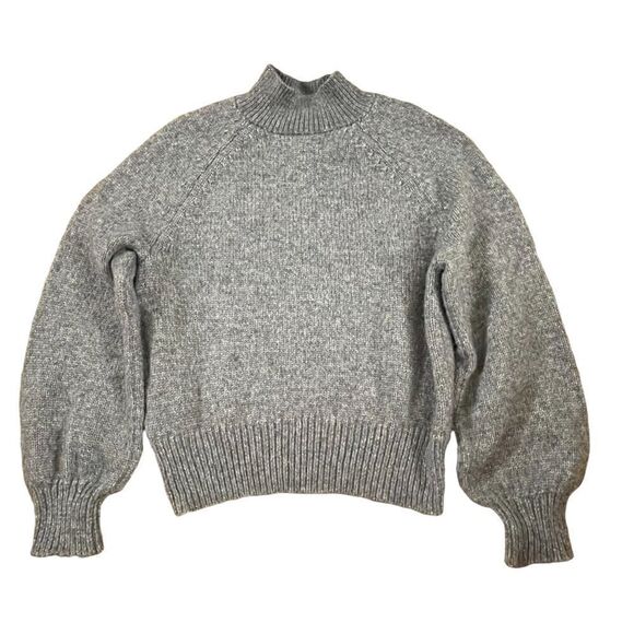 Banana Republic ~ Womens Grey Mock Turtleneck ~ Raglan Style ~ size Medium - Picture 1 of 7